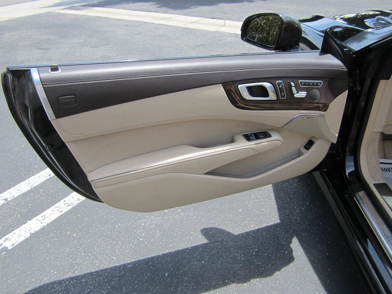 Used 2013 Mercedes-Benz SL 550 image 29