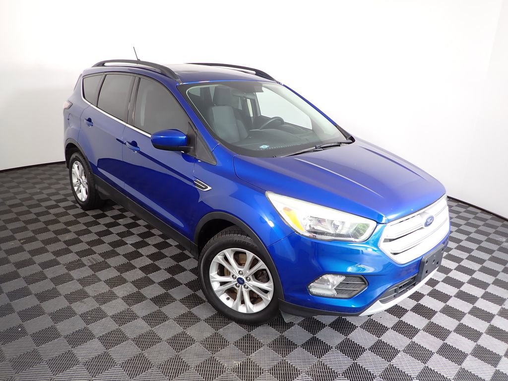 Used 2018 Ford Escape SE w/ SE Sync 3 Package AWD/4WD image 10
