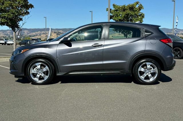 Used 2021 Honda HR-V LX image 7