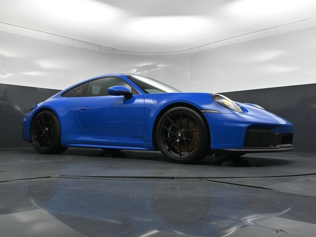 Used 2025 Porsche 911 Carrera GTS RWD image 29