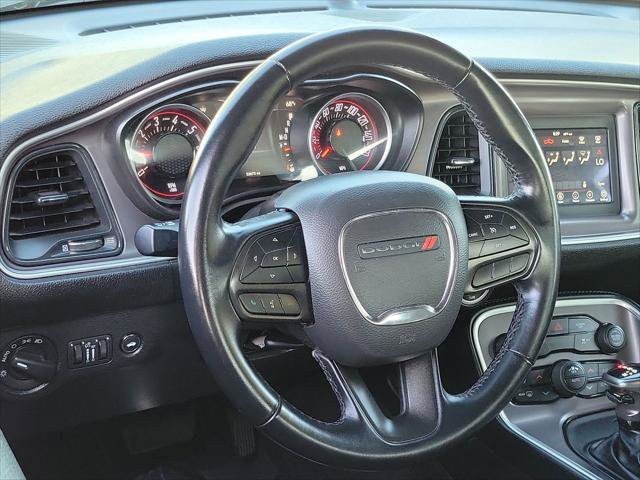 Certified 2022 Dodge Challenger SXT RWD image 8