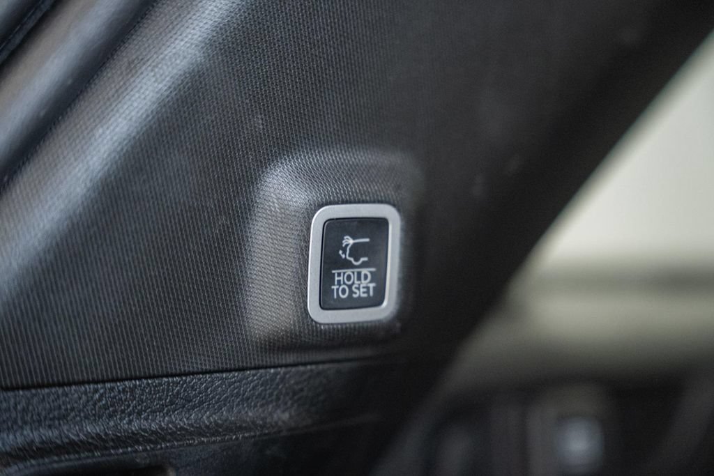 Certified 2023 Jeep Grand Cherokee Summit AWD/4WD image 11