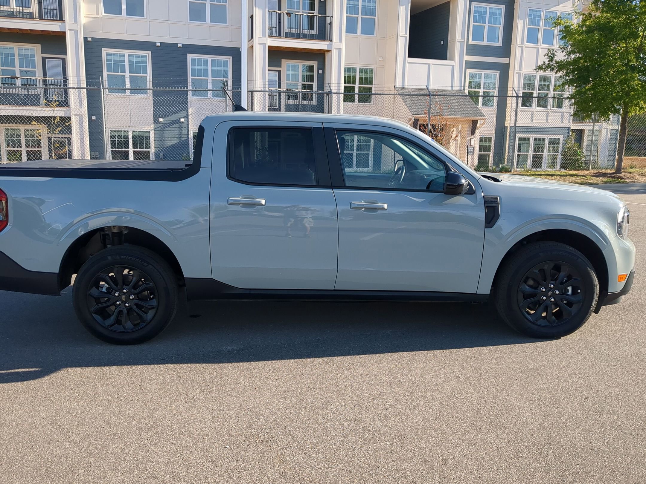 Used 2024 Ford Maverick Lariat w/ Black Appearance Package image 3