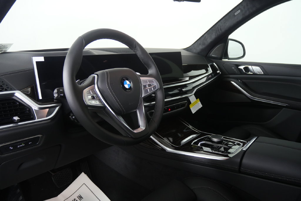 Certified 2027 BMW X7 xDrive40i w/ Premium Package AWD/4WD image 12
