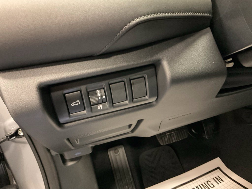 New 2026 Subaru Outback Touring AWD/4WD image 13