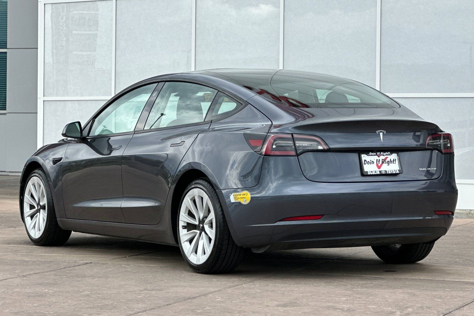 Used 2022 Tesla Model 3 Long Range image 6