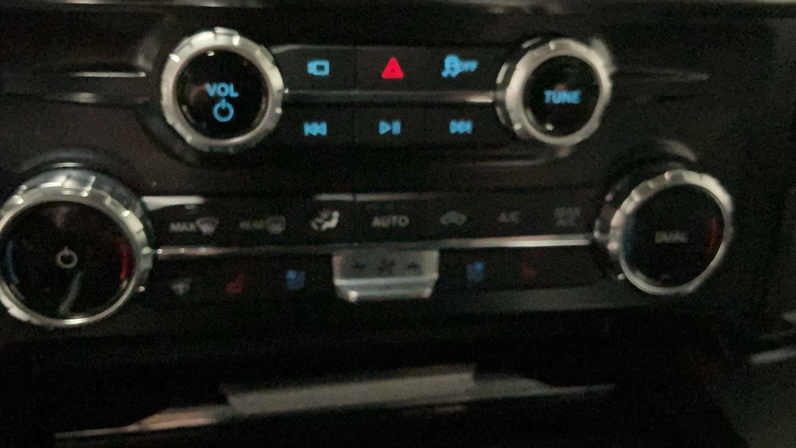 New 2025 Ford F350 Lariat w/ Black Appearance Package image 11