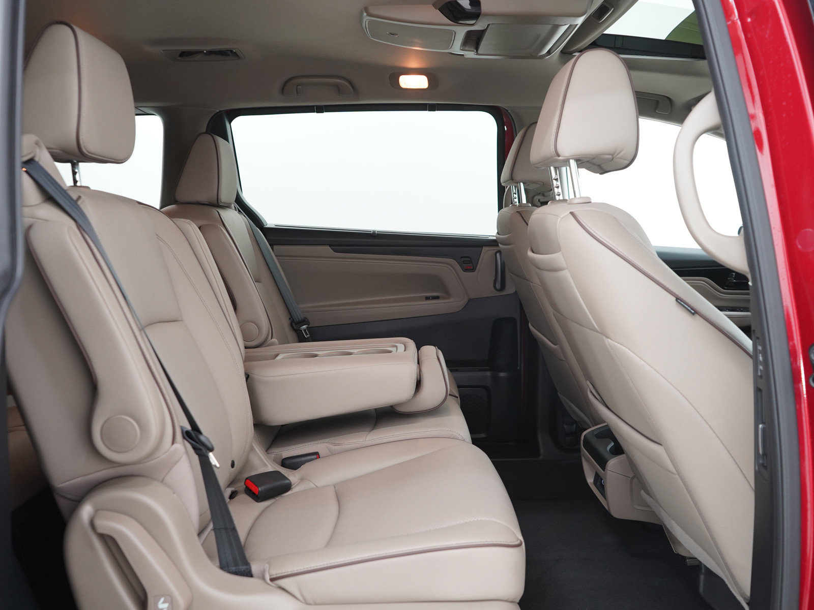 Used 2023 Honda Odyssey Elite image 12