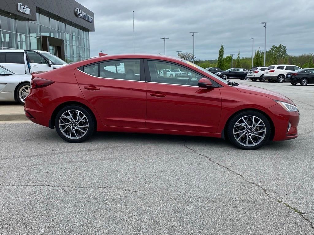 Used 2020 Hyundai Elantra Limited image 9