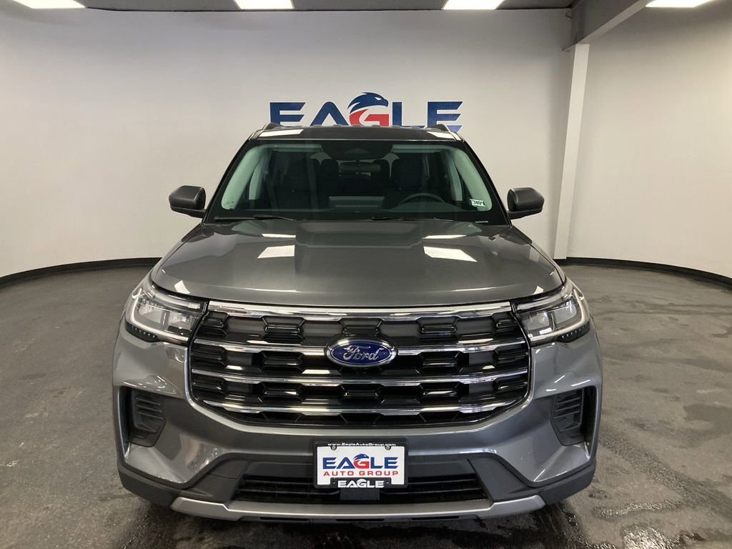 New 2026 Ford Explorer Active image 3