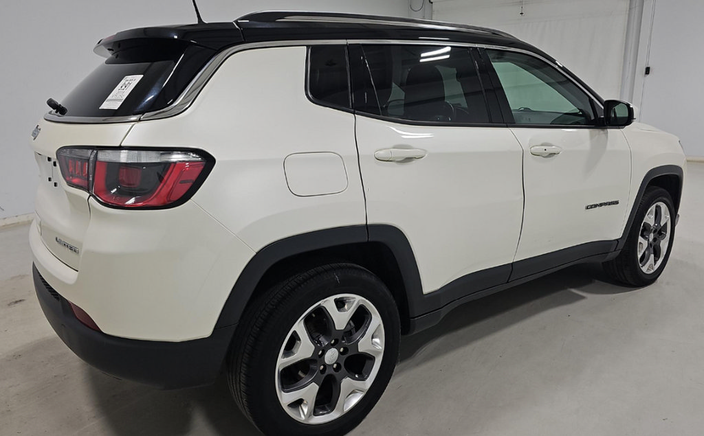 Used 2019 Jeep Compass Limited AWD/4WD image 3