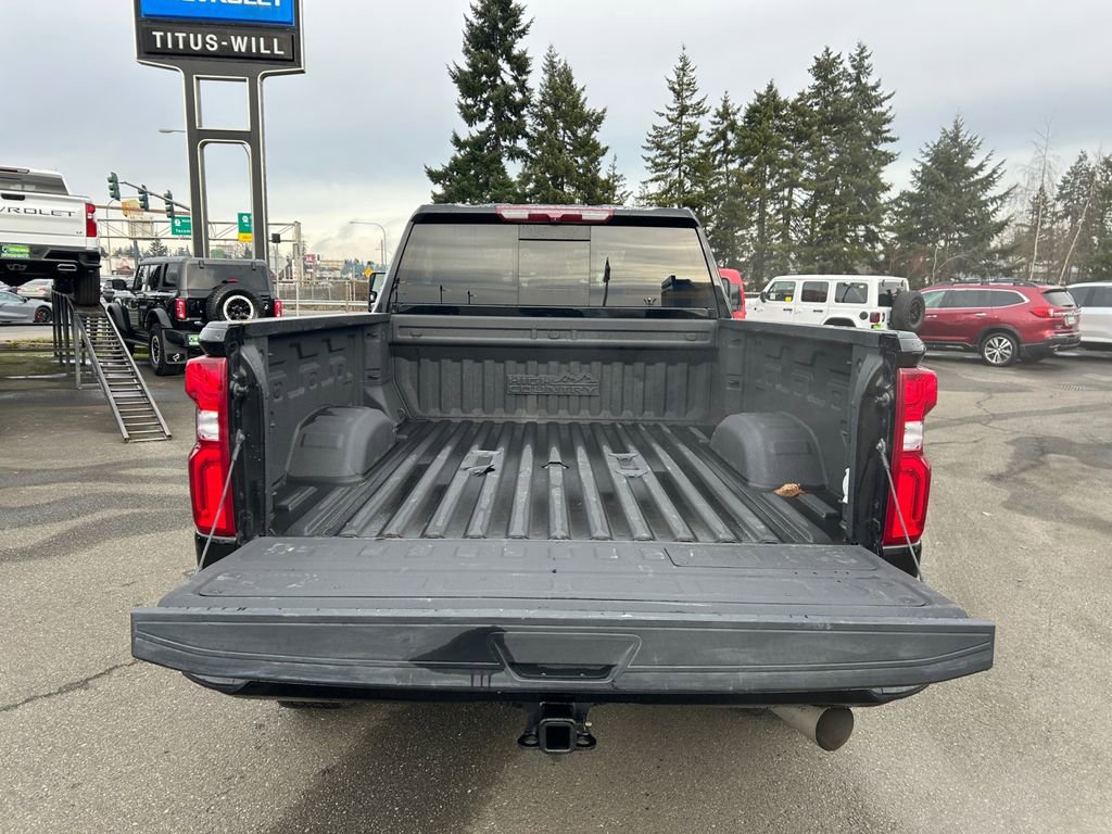 Used 2022 Chevrolet Silverado 3500 High Country w/ Safety Package II image 24