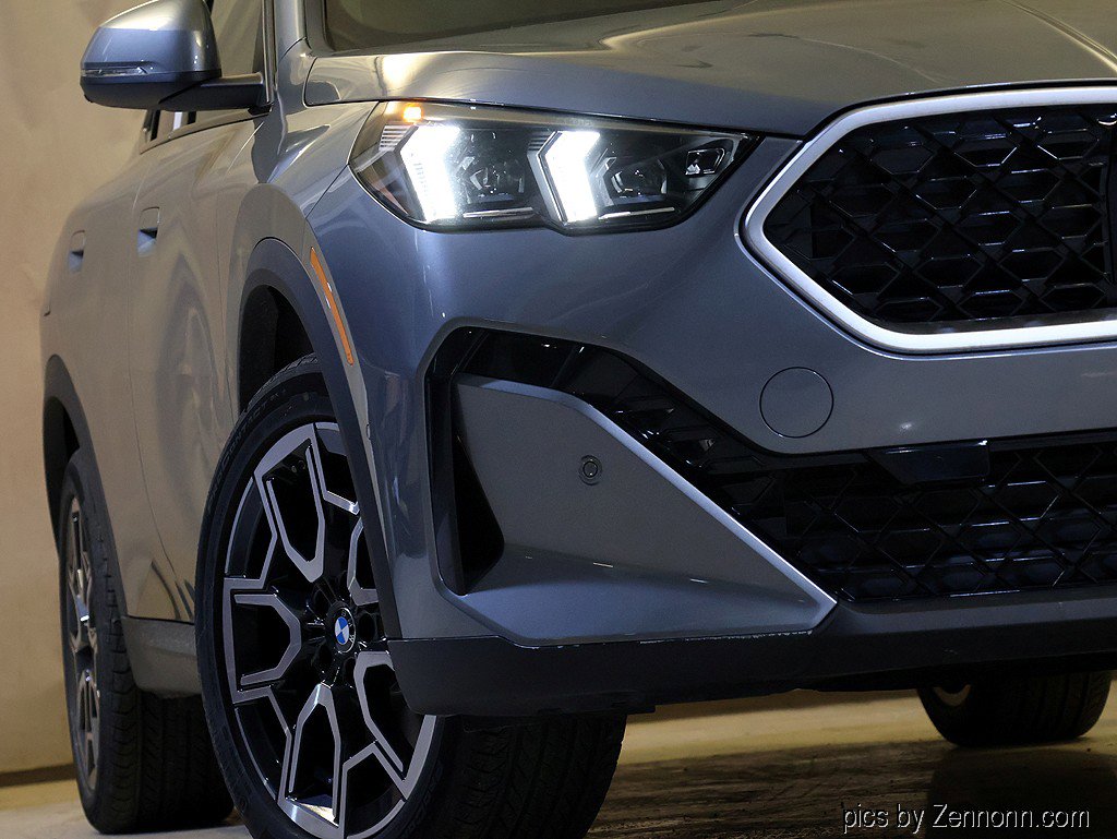 New 2025 BMW X2 xDrive28i w/ Premium Package image 4