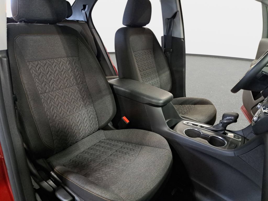 Used 2024 Chevrolet Equinox LT AWD/4WD image 11