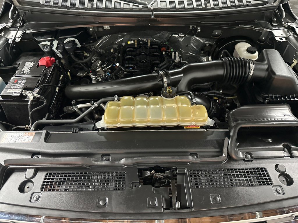 Used 2021 Ford Expedition XLT image 39