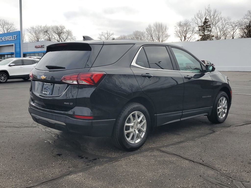 Used 2023 Chevrolet Equinox LT w/ LPO, Floor Liner Package AWD/4WD image 3