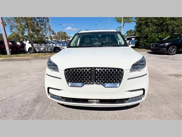 Used 2022 Lincoln Aviator Black Label w/ Dynamic Handling Package image 39