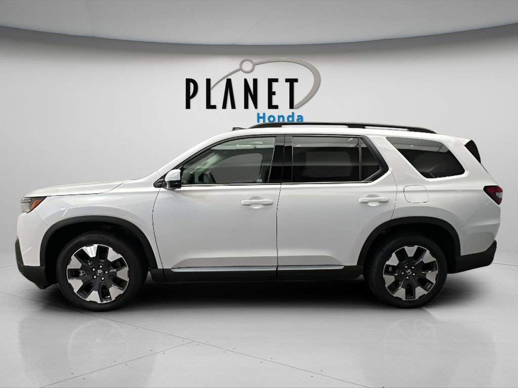New 2026 Honda Pilot Touring image 2