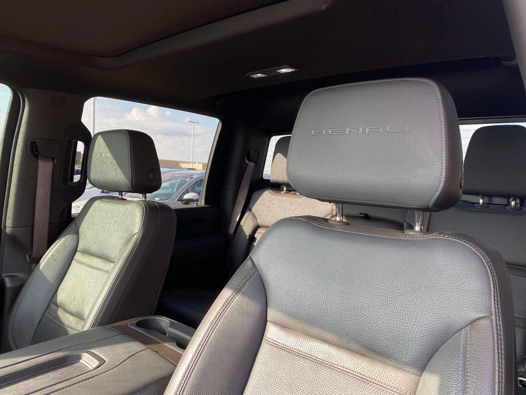 Used 2021 GMC Sierra 2500 Denali w/ Denali Ultimate Package image 23