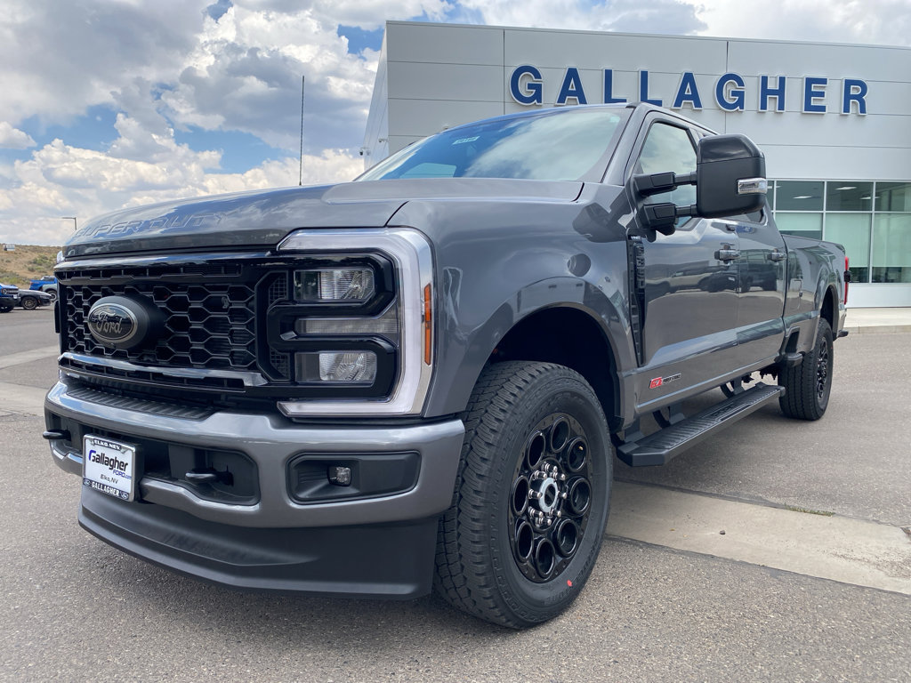 New 2025 Ford F350 4x4 Crew Cab Super Duty image 31