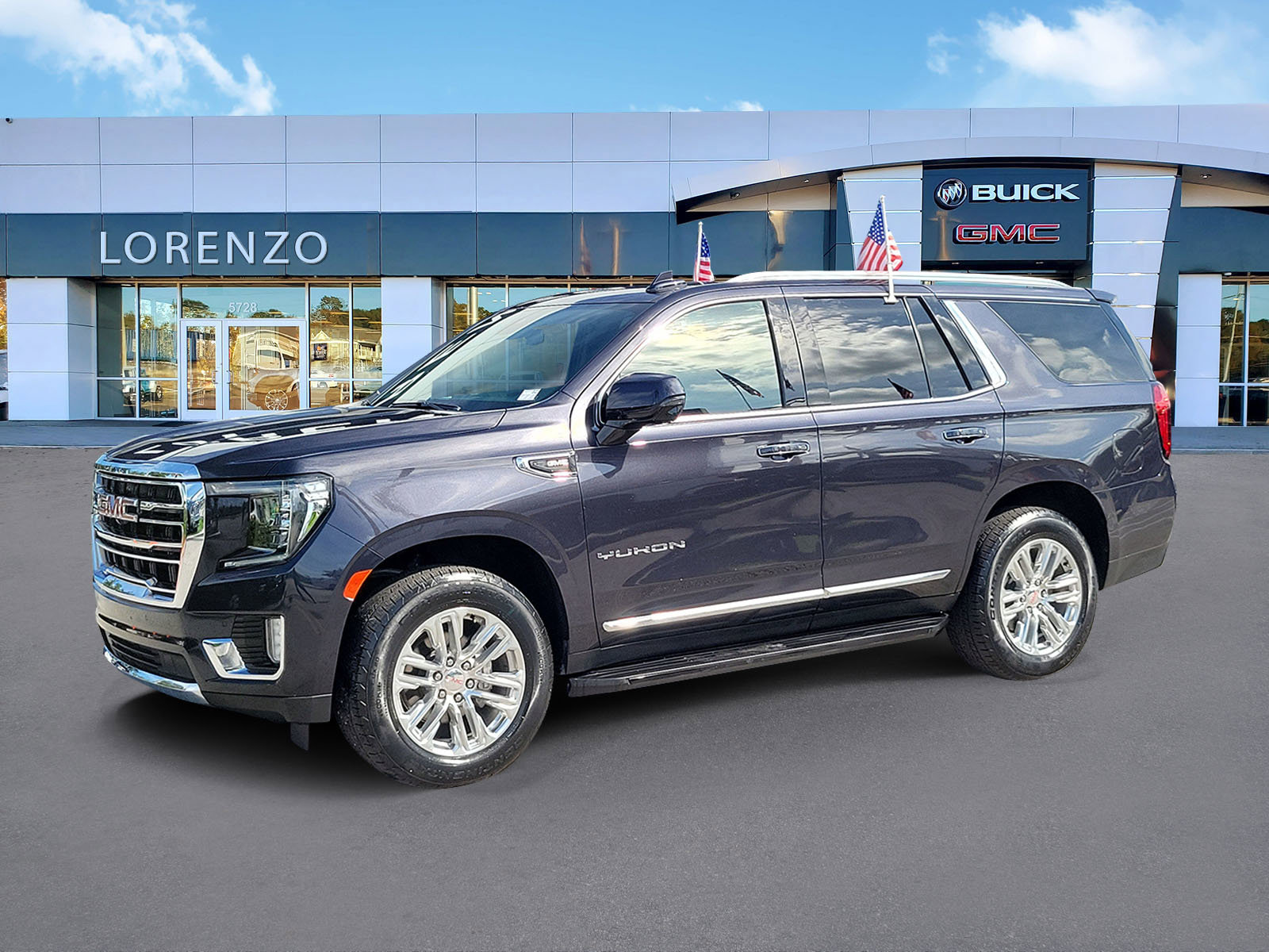 Used 2023 GMC Yukon SLT w/ SLT Premium Package