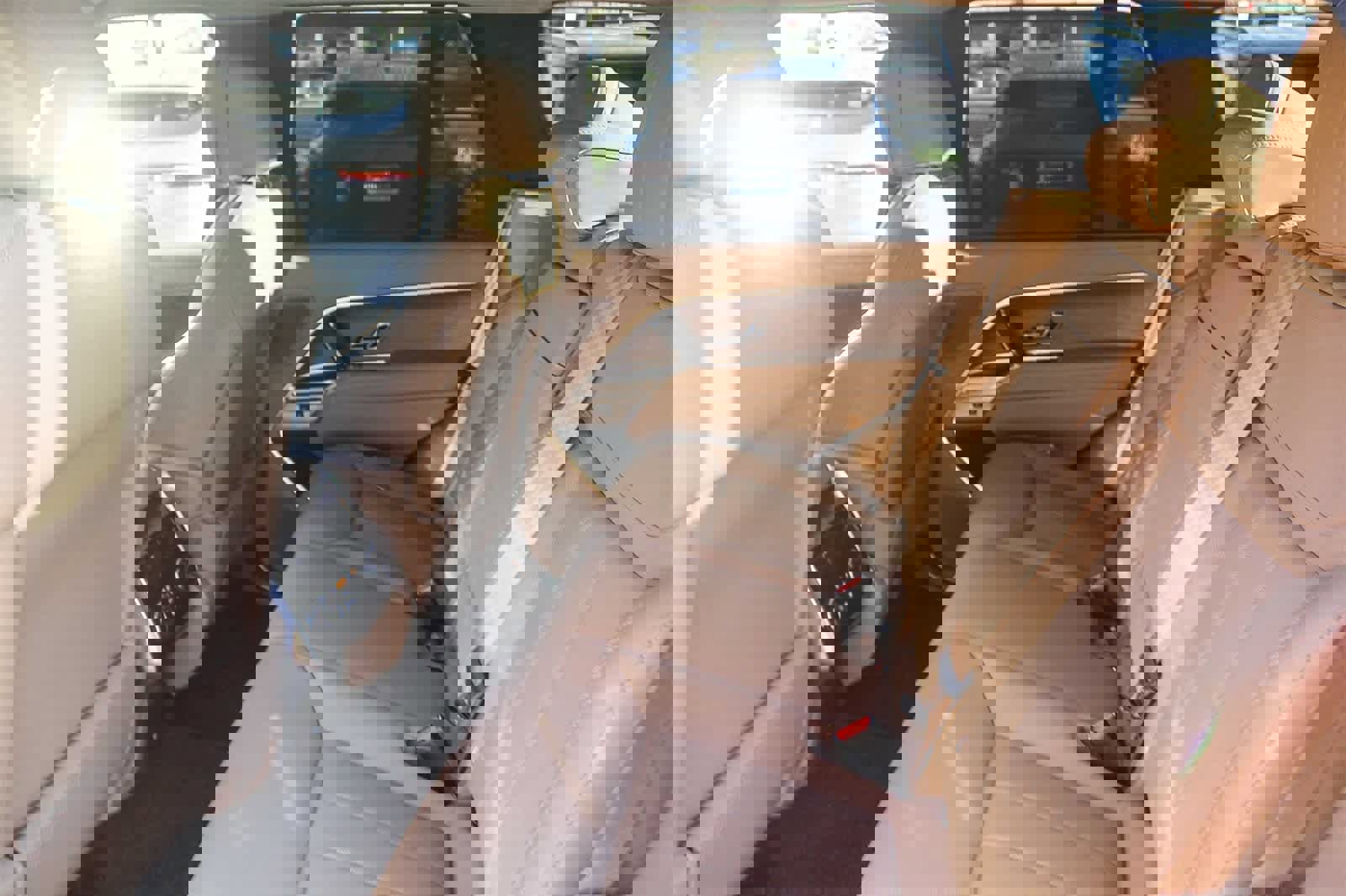 New 2025 Land Rover Range Rover SE image 12