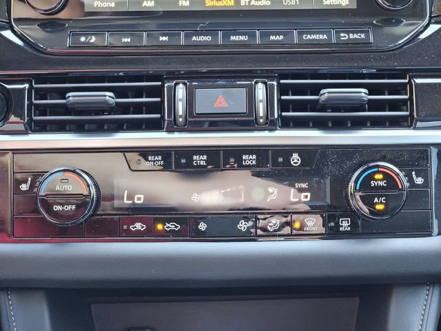 New 2025 Nissan Pathfinder SL w/ Black Appearance Package image 23