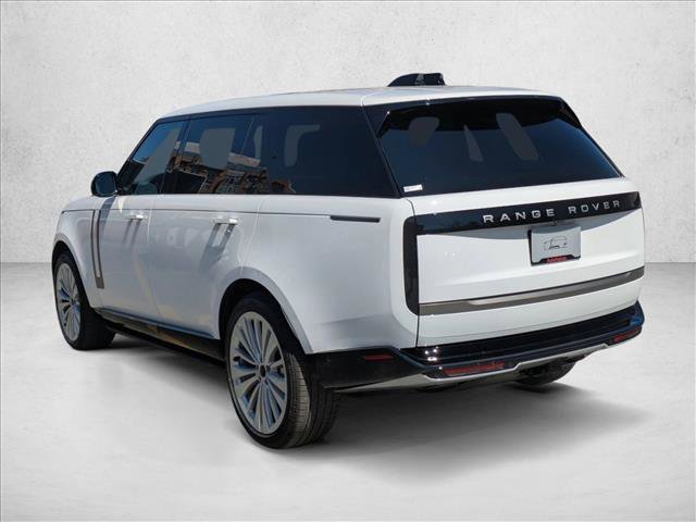 New 2026 Land Rover Range Rover Long Wheelbase SE image 9