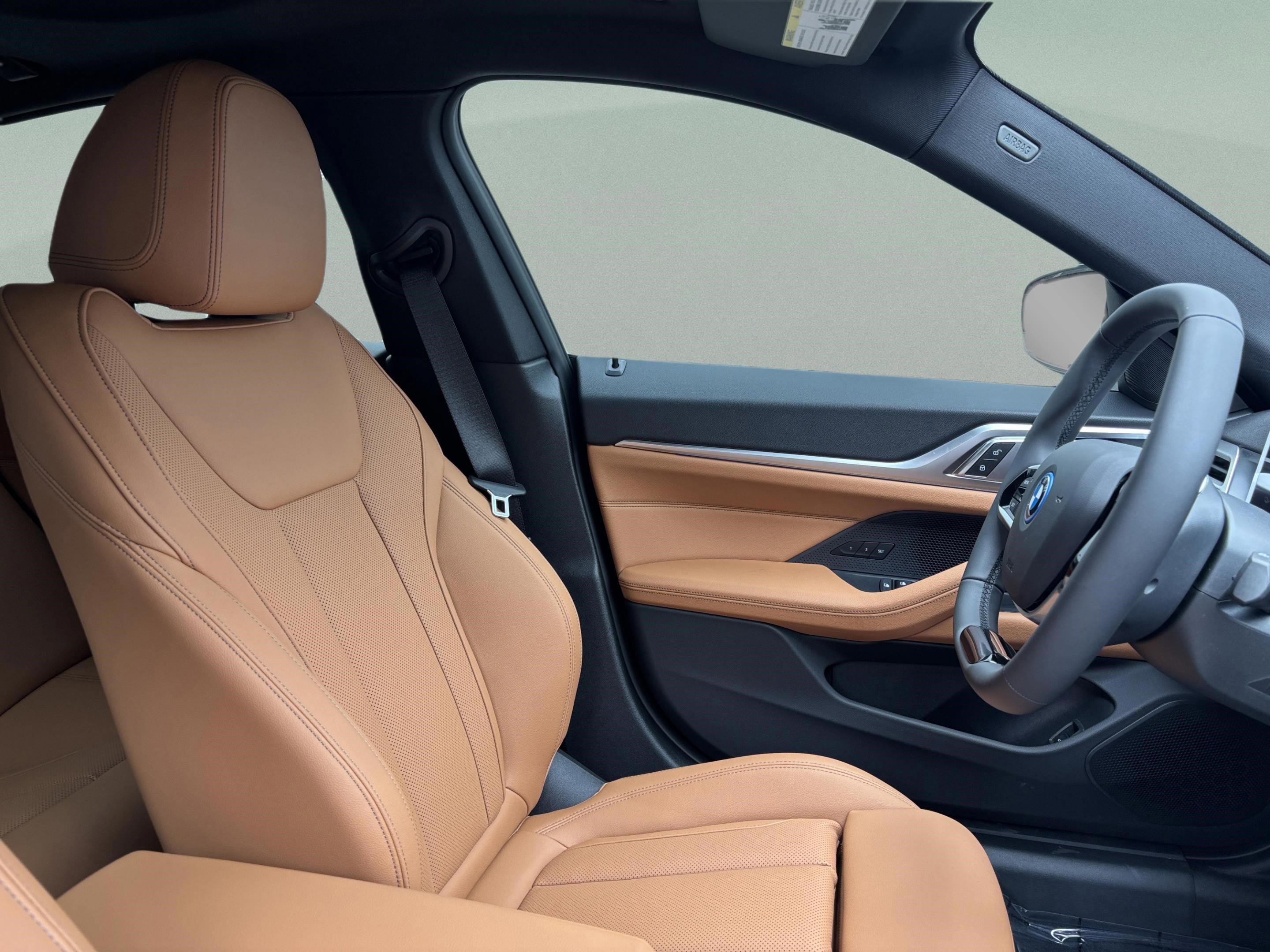 Used 2026 BMW i4 eDrive40 w/ Parking Assistance Package image 14