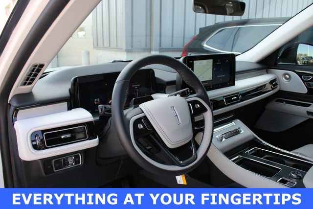 New 2026 Lincoln Aviator Reserve AWD/4WD image 2