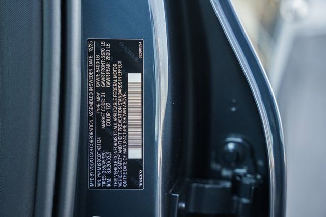 New 2026 Volvo XC60 B5 Plus w/ Climate Package image 42