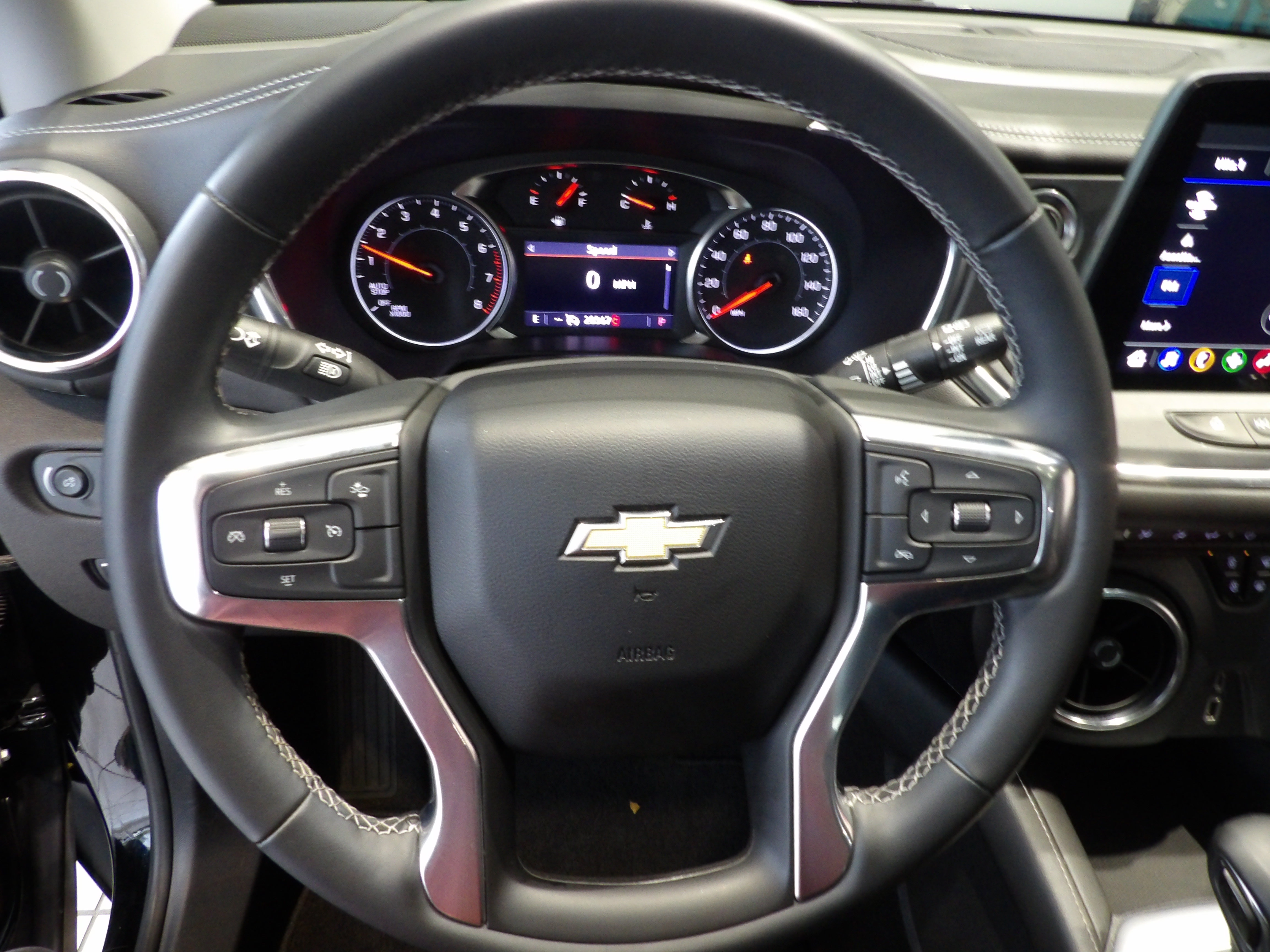 Used 2023 Chevrolet Blazer LT AWD/4WD image 12