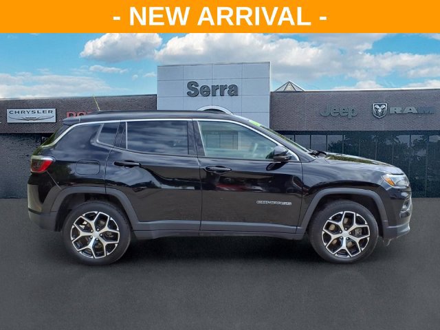 Used 2024 Jeep Compass Limited AWD/4WD image 8