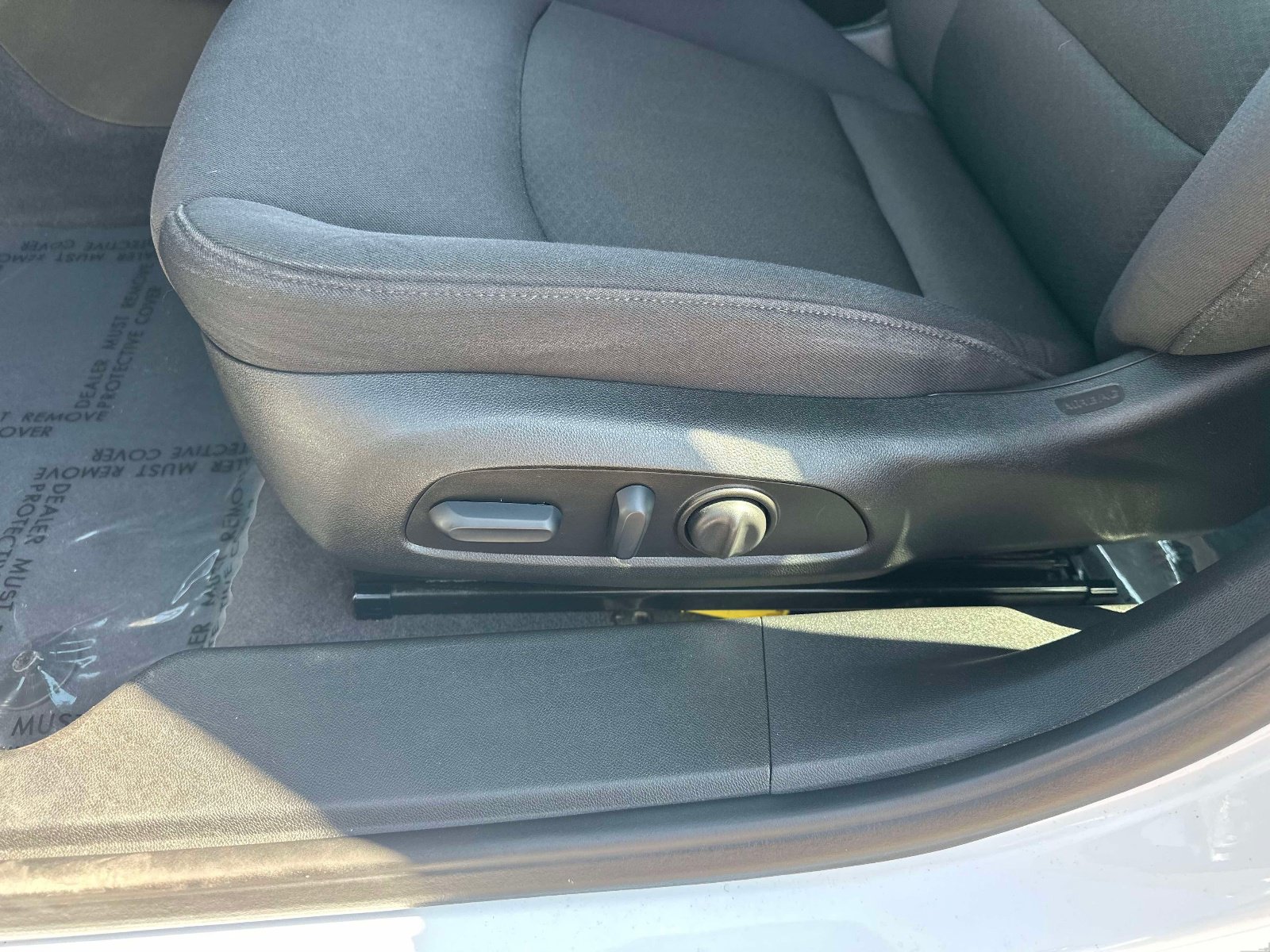 Used 2023 Chevrolet Malibu LT FWD image 21