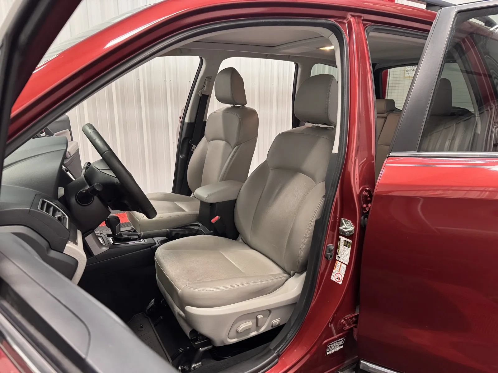 Used 2016 Subaru Forester 2.5i Touring w/ Popular Package #1 AWD/4WD image 34