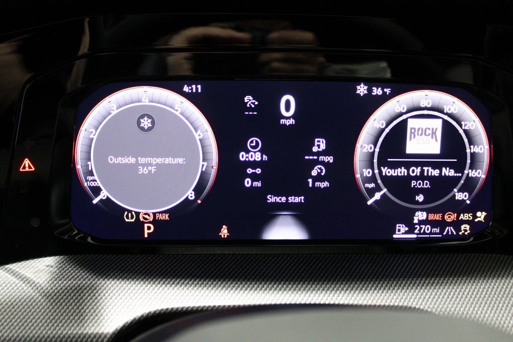 New 2026 Volkswagen GTI SE FWD image 10