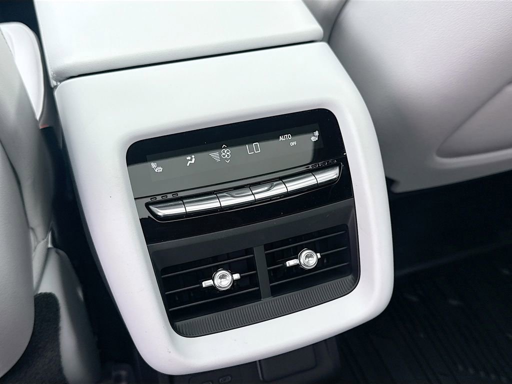 New 2025 Cadillac Lyriq Luxury w/ LPO, Floor Liner Package image 26