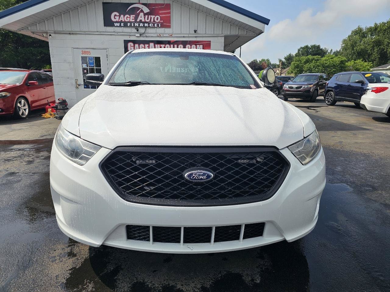 Used 2017 Ford Taurus Police Interceptor AWD w/ Ready For The Road Package image 3