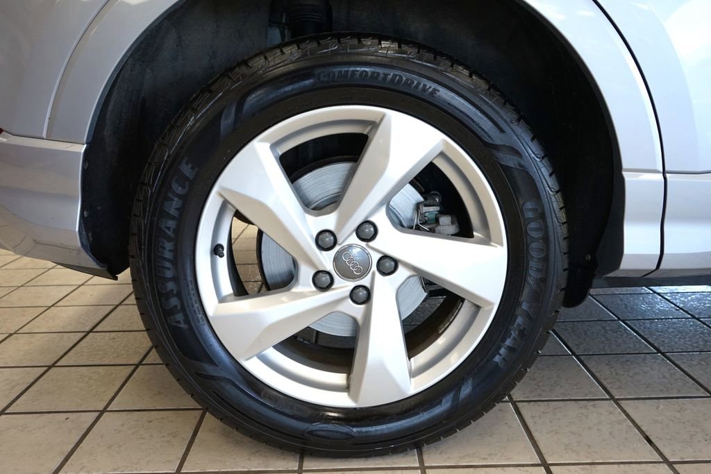 Used 2020 Audi Q3 2.0T Premium AWD/4WD image 53