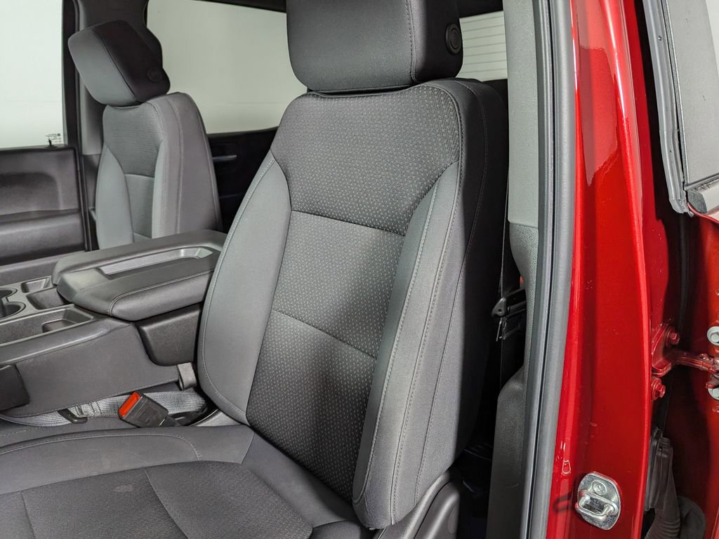 Used 2021 Chevrolet Silverado 1500 Custom image 17