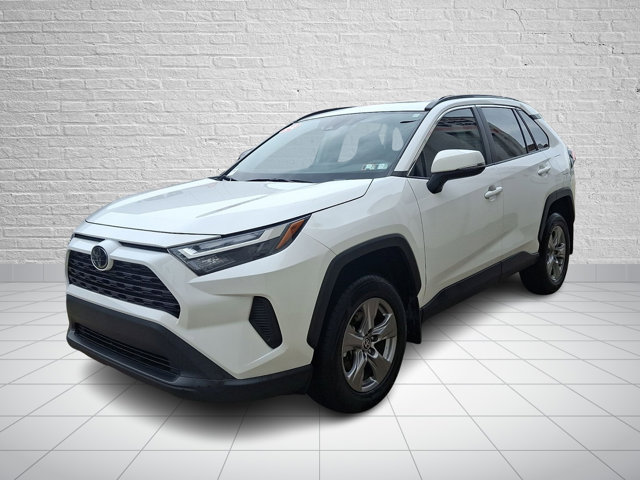 Certified 2024 Toyota RAV4 XLE w/ Convenience Package FWD image 3