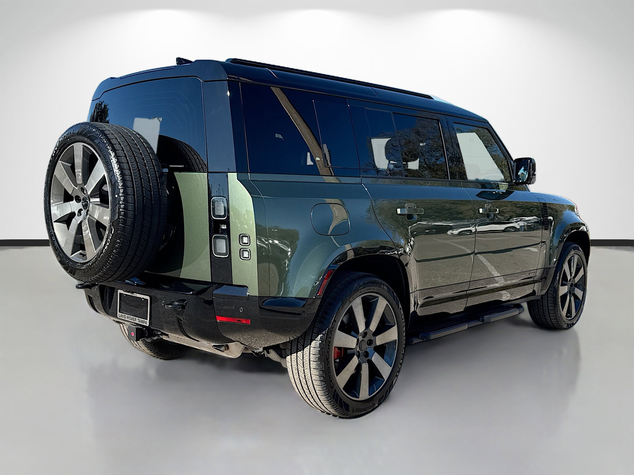 New 2026 Land Rover Defender 110 X image 5
