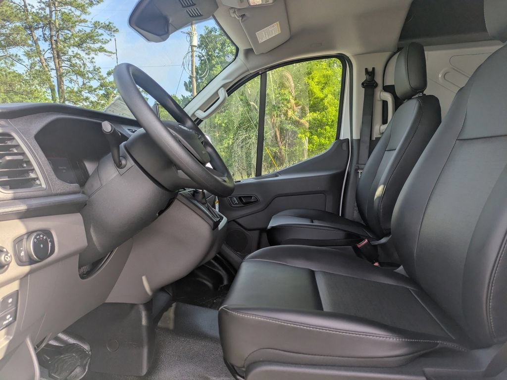 New 2026 Ford Transit 150 Low Roof w/ Load Area Protection Package RWD image 19
