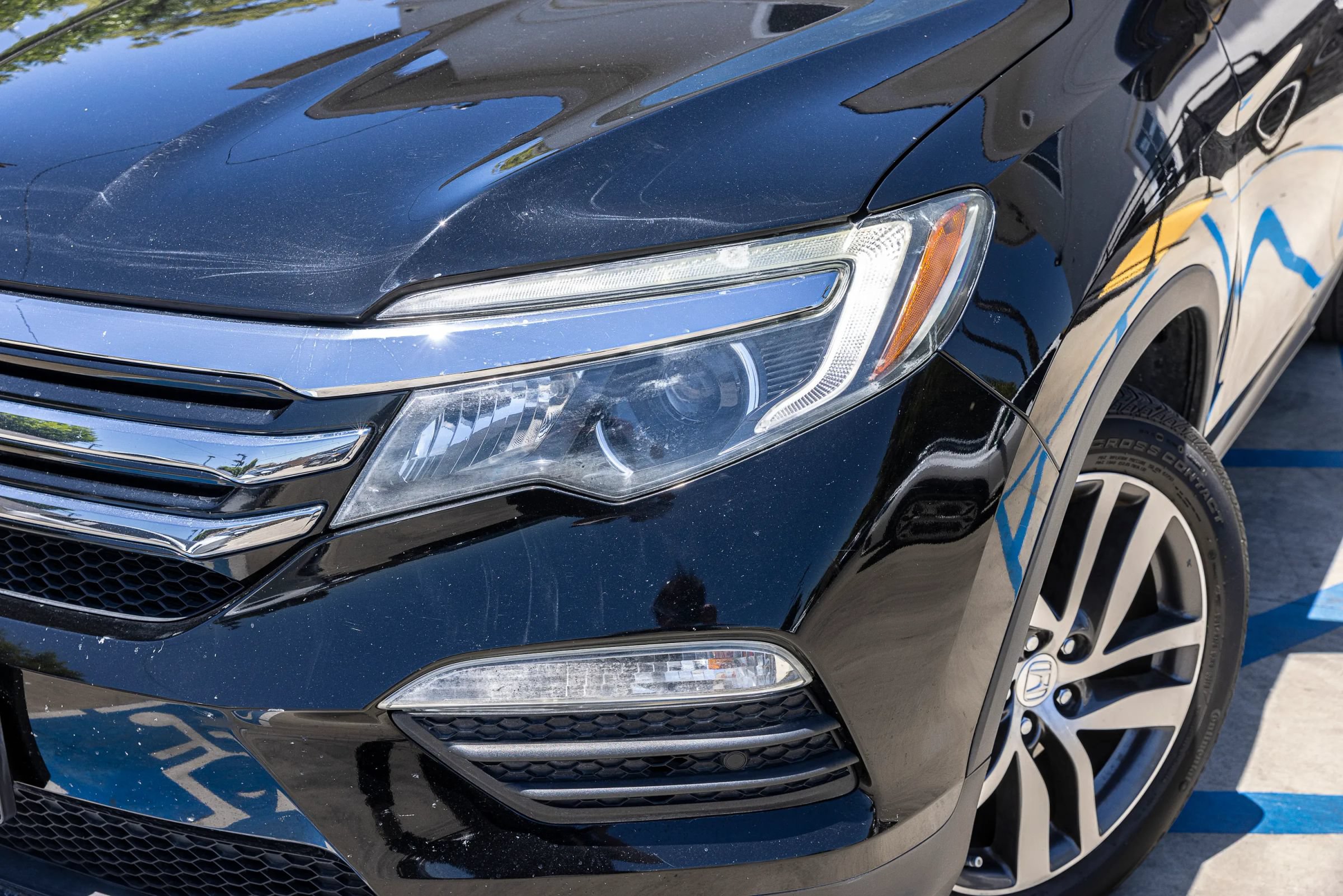 Used 2017 Honda Pilot Touring image 8