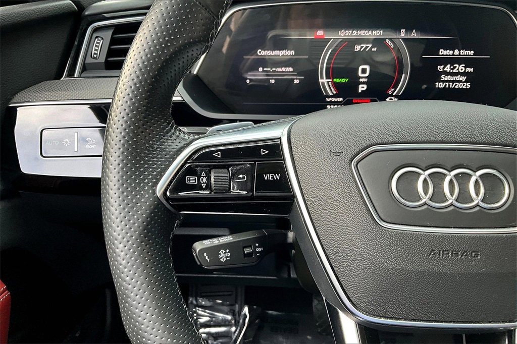 Used 2022 Audi e-tron S Premium Plus w/ 21" Black Optic Package image 11