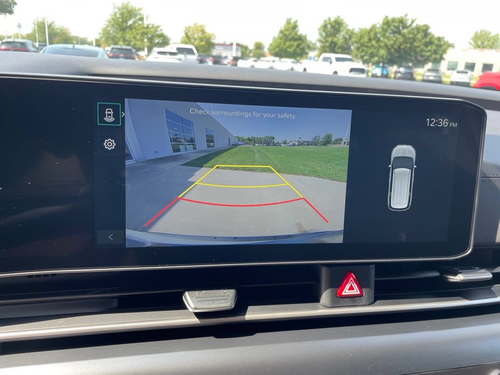 New 2027 Kia Carnival FWD image 21