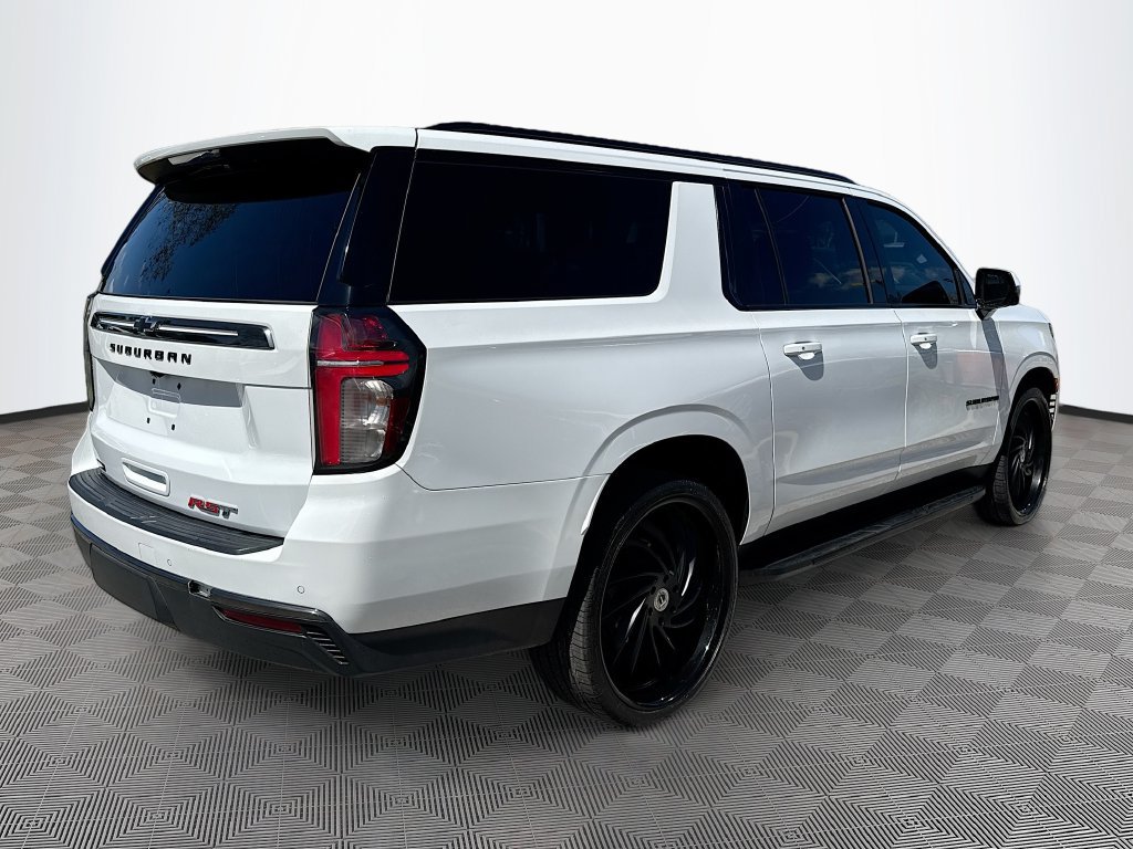 Used 2022 Chevrolet Suburban RST w/ Luxury Package AWD/4WD image 6