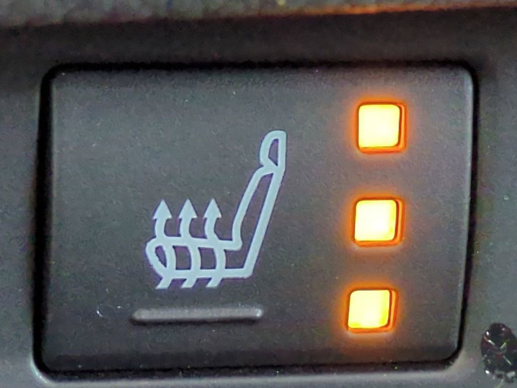 Used 2023 Lexus ES 300h w/ Premium Package image 23