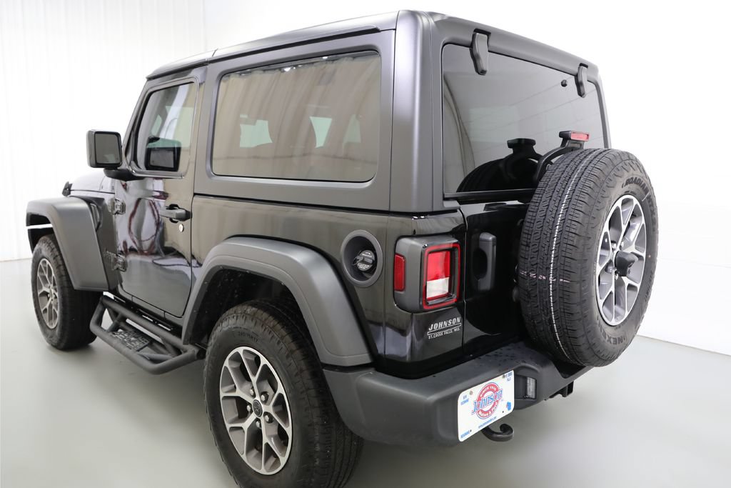 Used 2024 Jeep Wrangler Sport AWD/4WD image 16