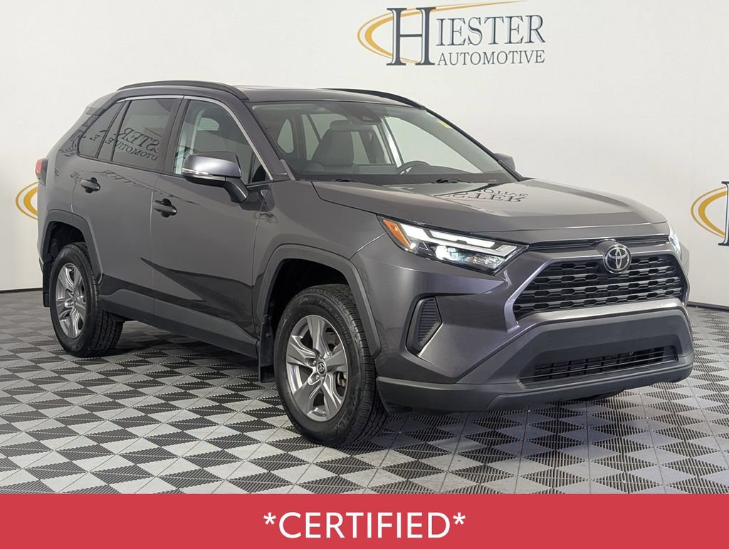 Used 2024 Toyota RAV4 XLE w/ Convenience Package FWD image 2